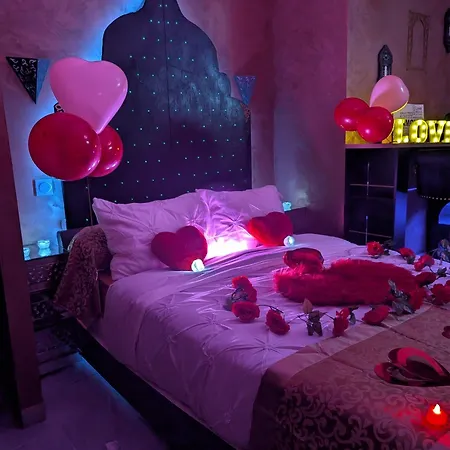 1000 Et Nuit بيت الحب