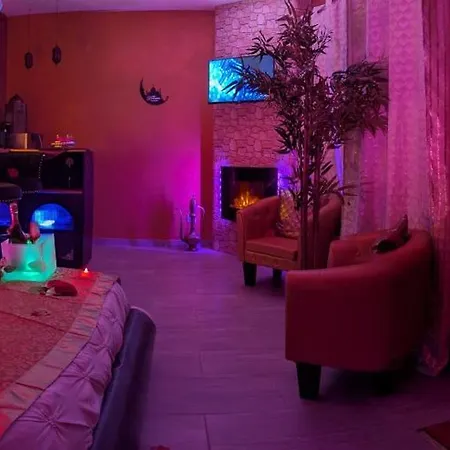 بيت الحب 1000 Et Nuit *