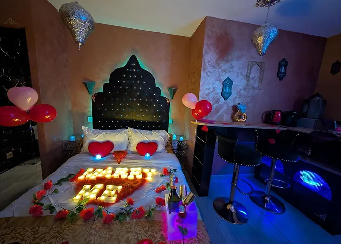 Love hôtel 1000 Et Nuit La Boissiere-de-Montaigu