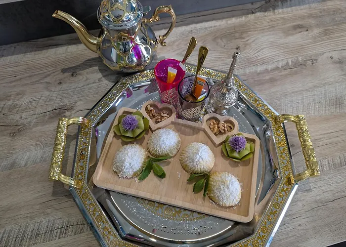 Love hôtel 1000 Et Nuit *